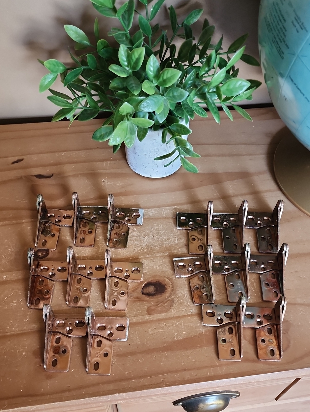 8 Pairs Amerock Pivot Hinges